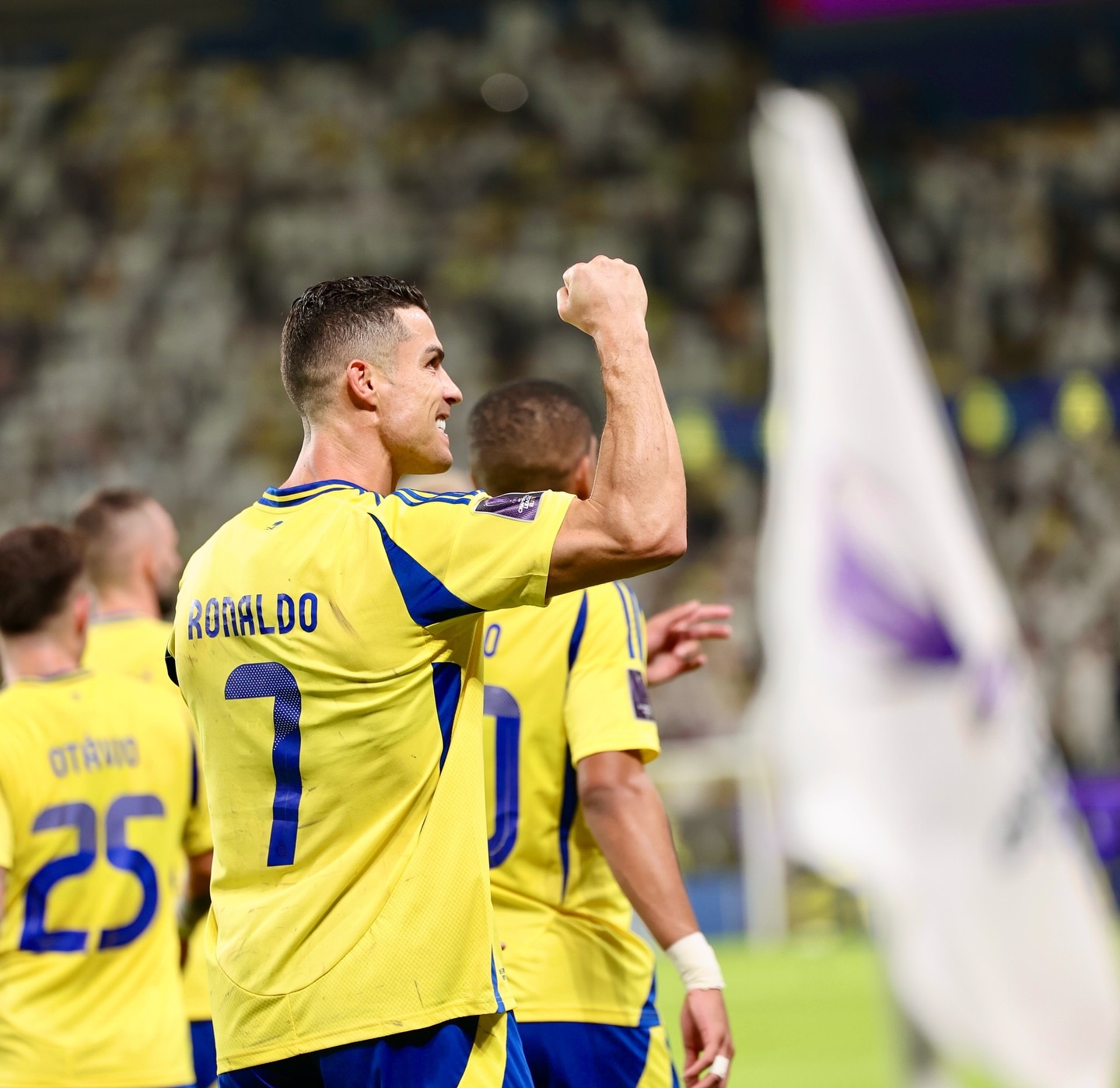 关于瓦伦西亚争取胜利，迎来联赛连胜的信息