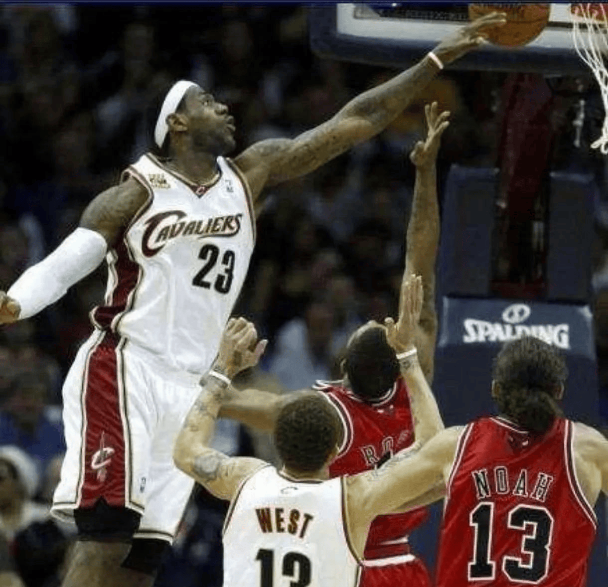 湖人登顶夺冠：詹皇领衔建立王朝传奇的简单介绍