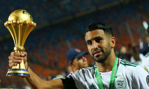 苏丹队取得大胜，暂时晋级淘汰赛的简单介绍