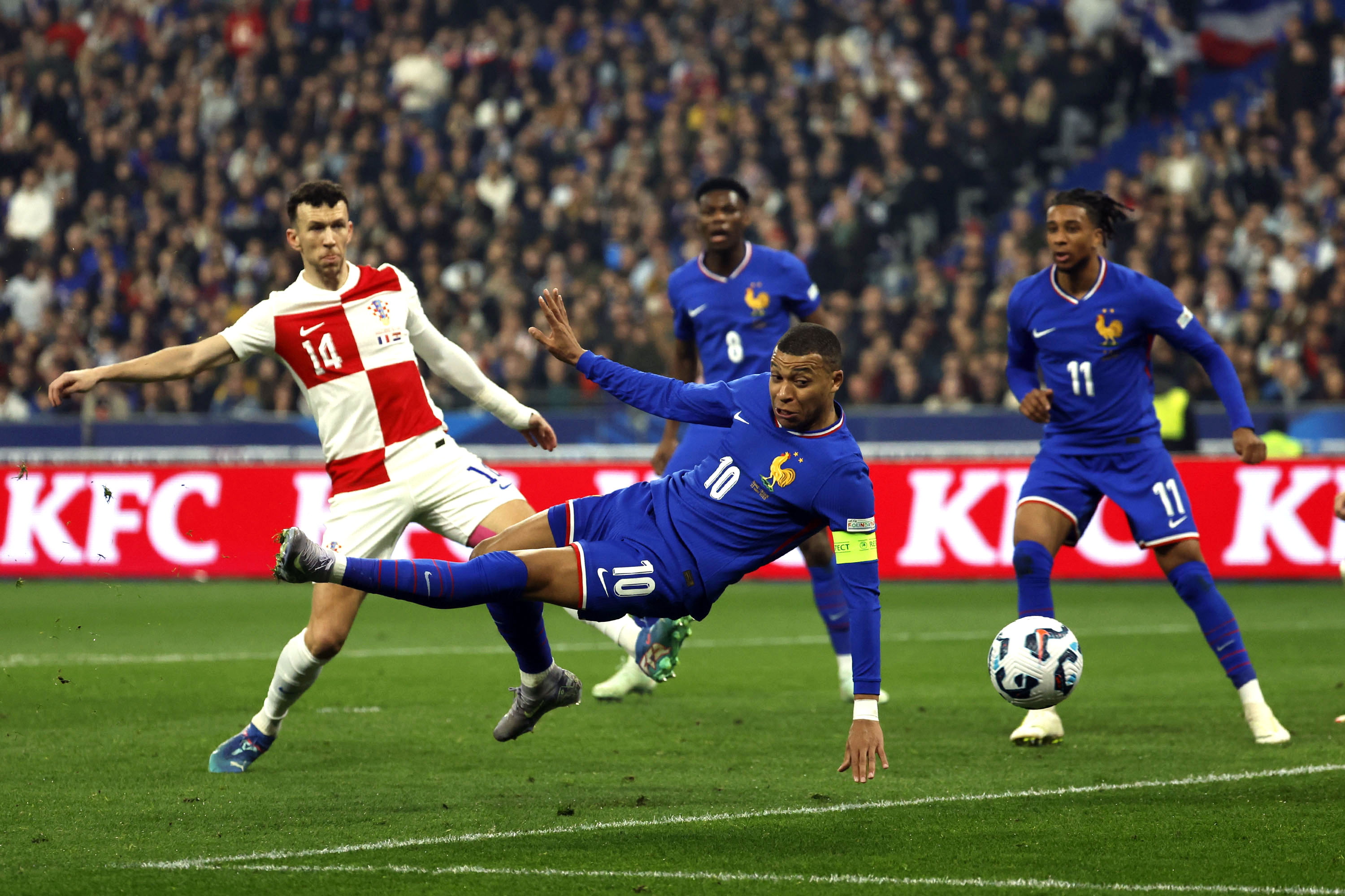 荷兰队力克波兰，晋级欧国联半决赛