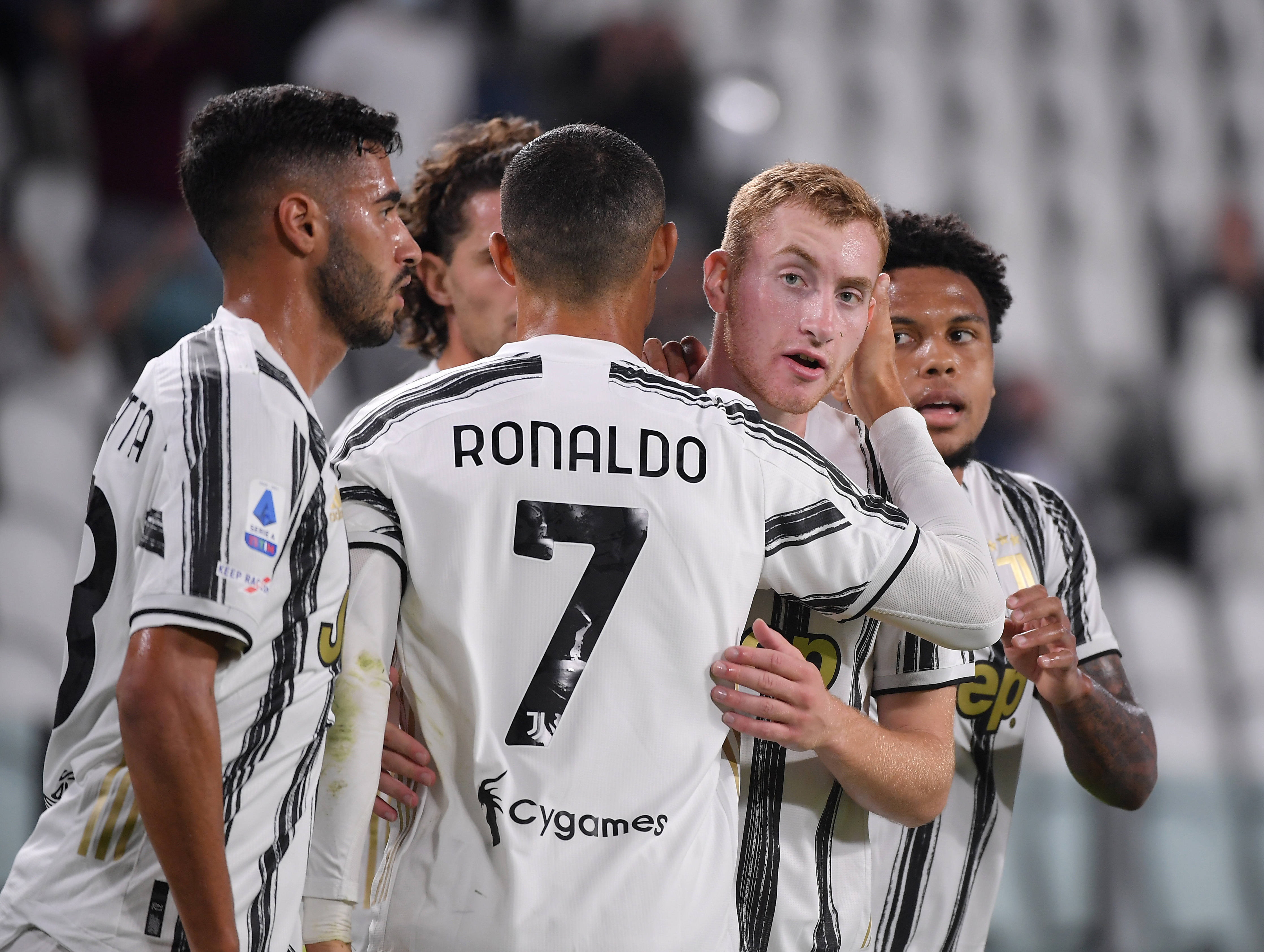 关于尽管阵容有变化，尤文图斯仍保持强大竞争力的信息