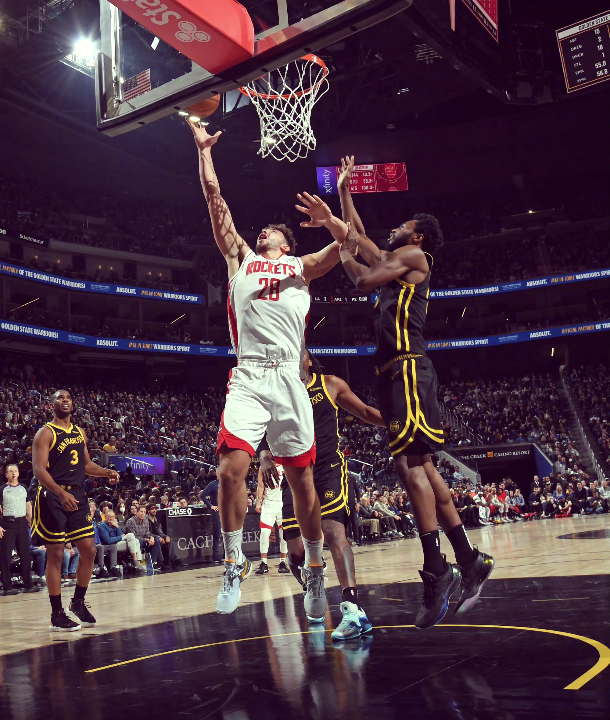 火箭客场不敌尼克斯，三连败