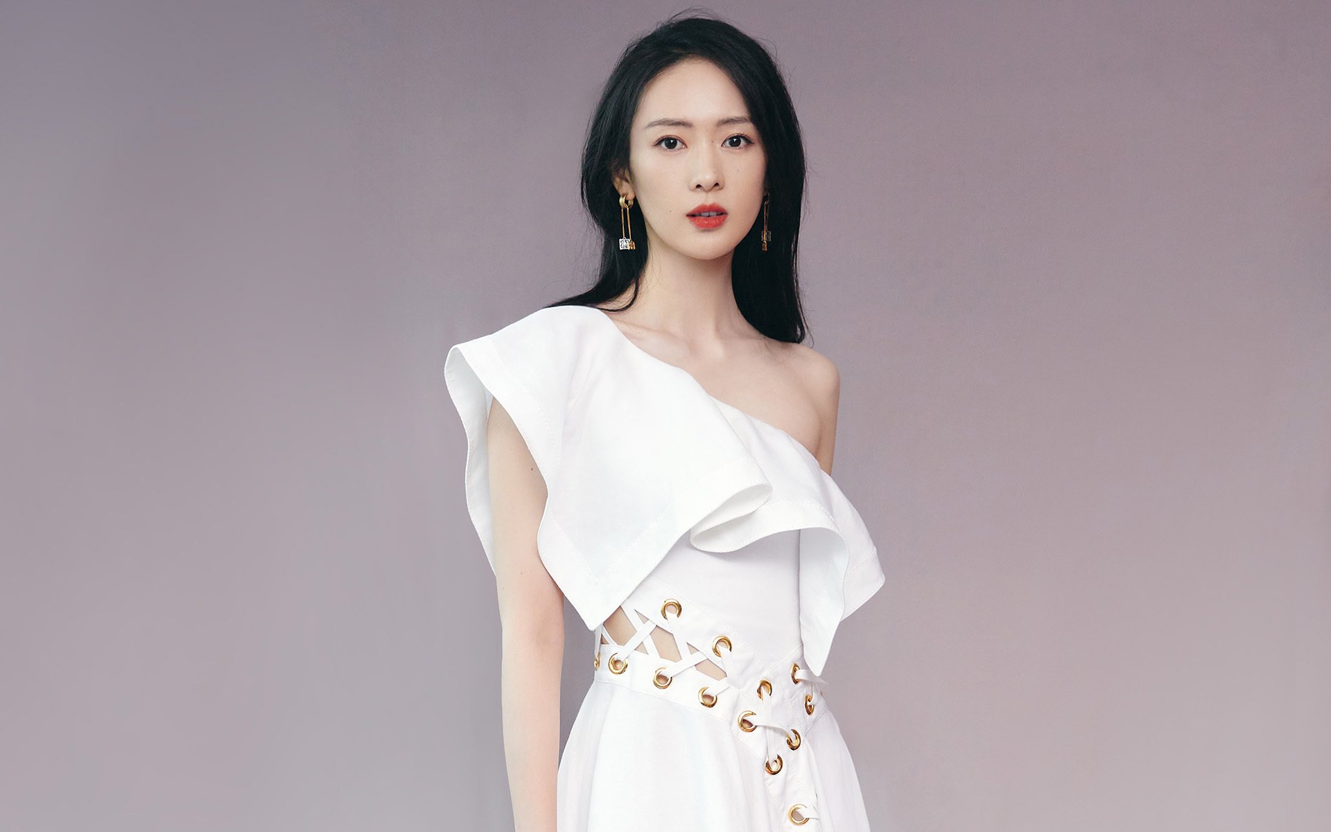 体育史诗日,伯纳乌的世纪攻防与巴克莱中心的终结者之歌